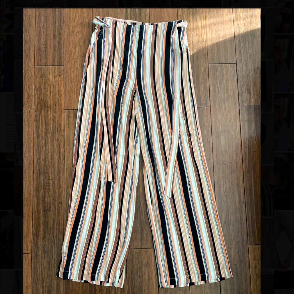 Striped Wide Leg Pants with Pockets